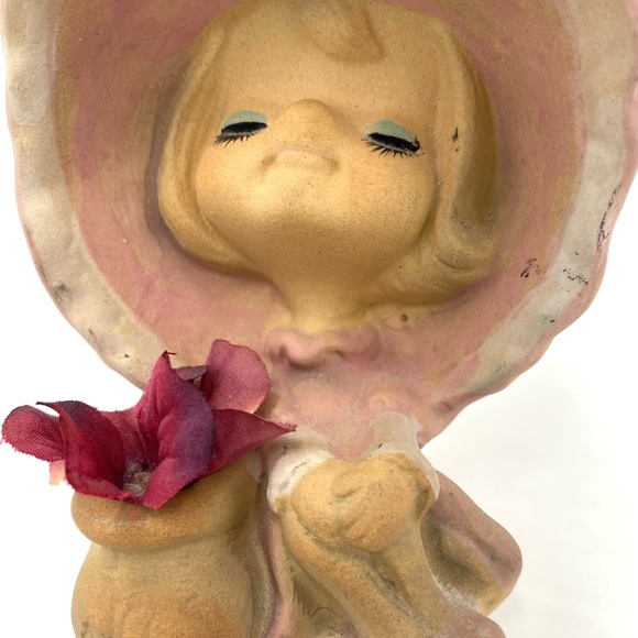 Vintage UCTCI Bisque Girl With Big Pink Bonnet &
Dress Sitting by Vase Figurine - Picture 5 of 12